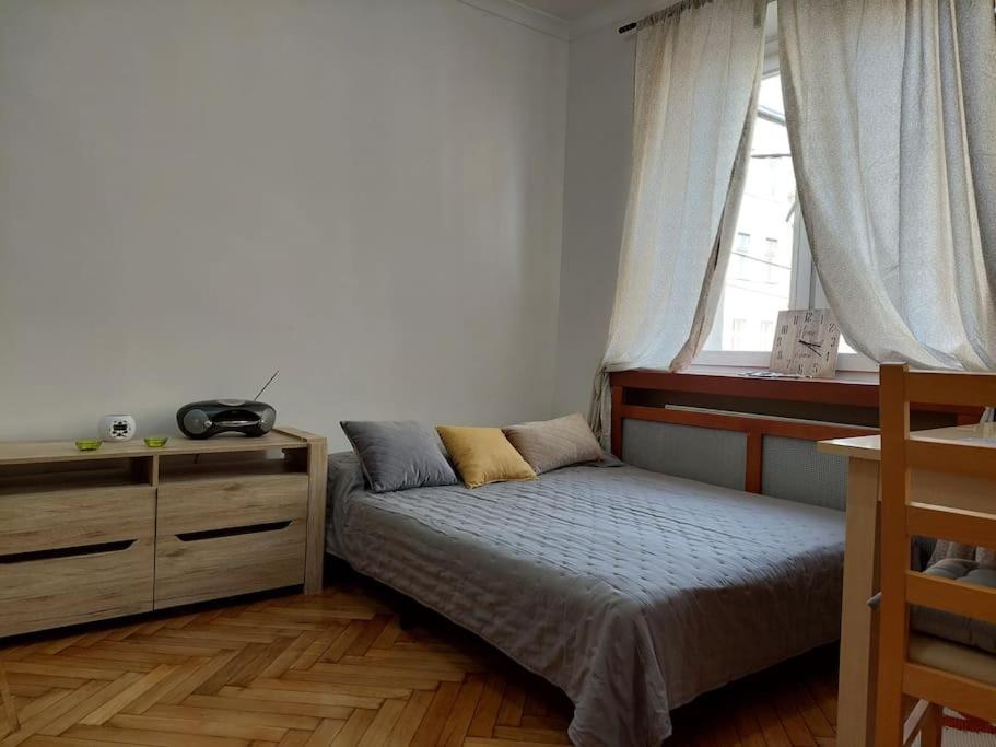 Domin Domin Apartment เชสโตฮอวา ภายนอก รูปภาพ