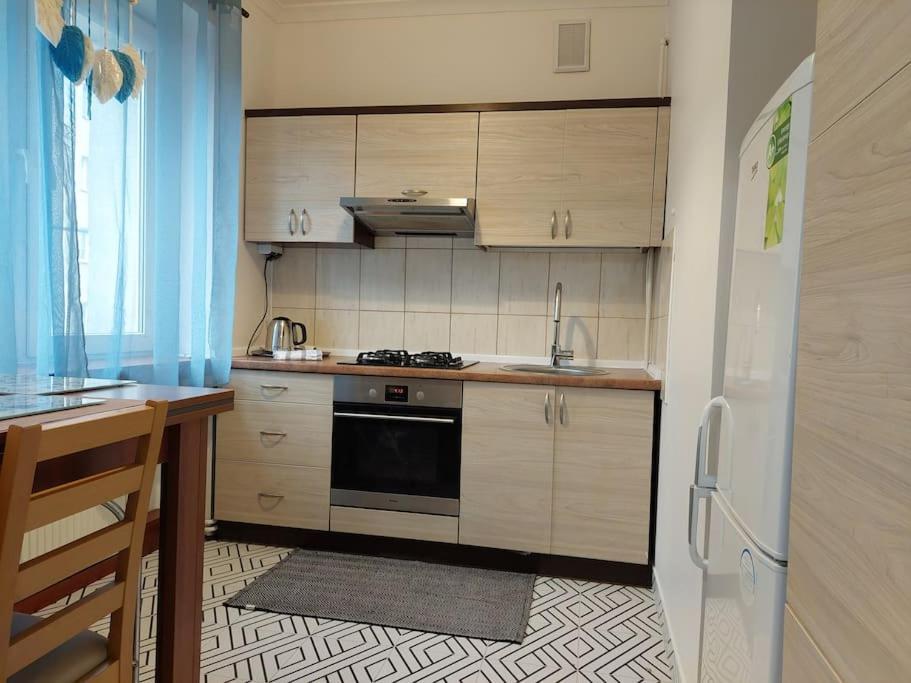 Domin Domin Apartment เชสโตฮอวา ภายนอก รูปภาพ